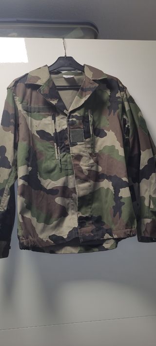 Chaqueta militar