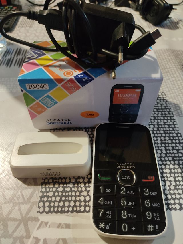 Set di telefoni Samsung, Nokia e Alcatel 