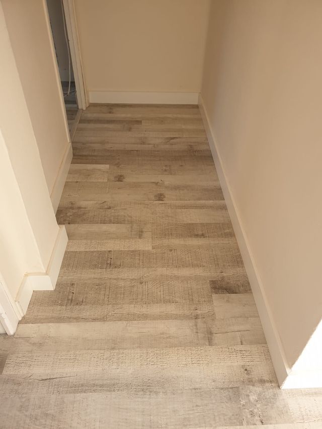 Tarima flotante sistema click