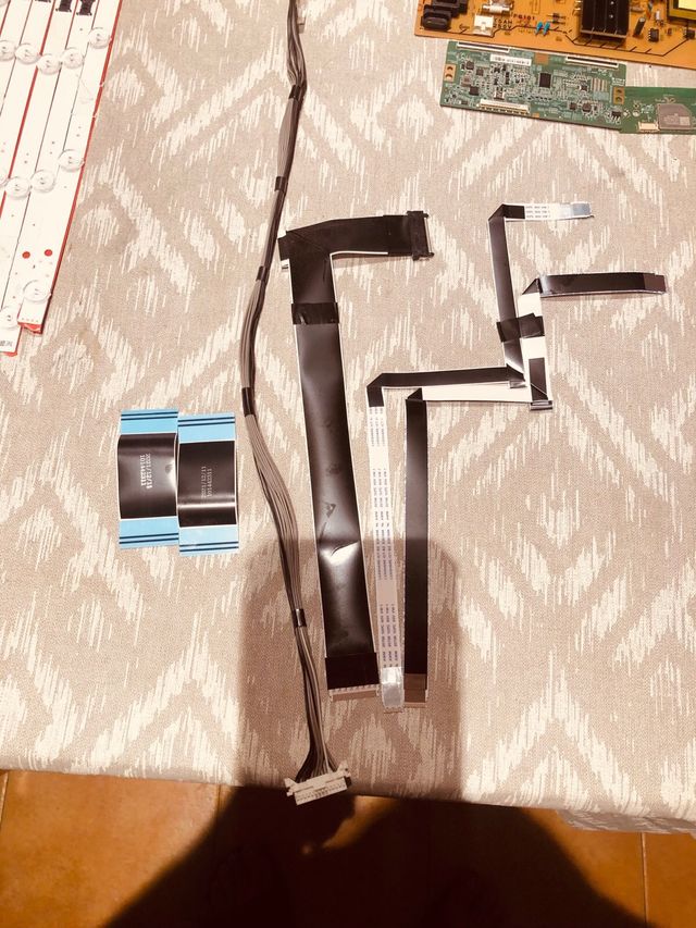 Lote placas completa y cables SONY KD55X81K