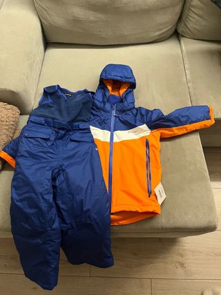 Ropa esqui talla 6-8 años