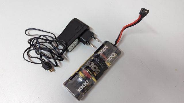 Batería nimh 8,4v + cargador