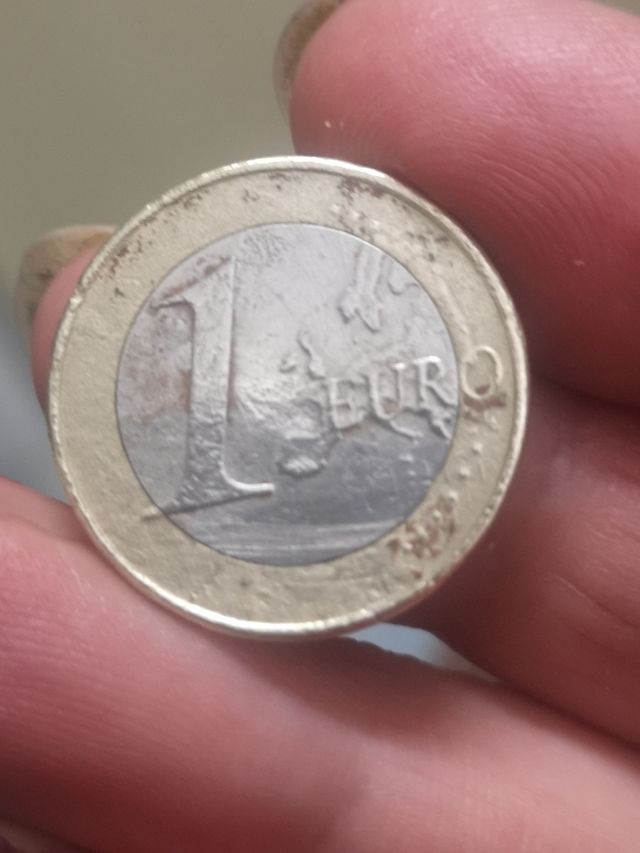 Moneda con defecto  escucho ofertas