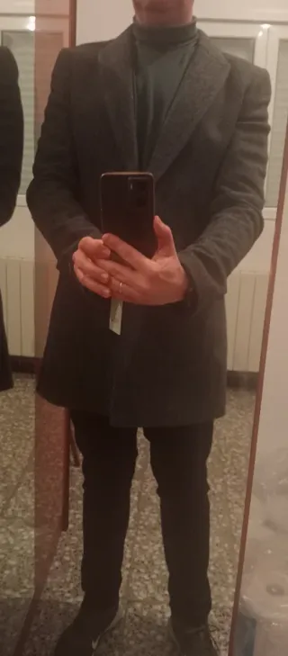 Abrigo de paño sin estrenar hombre.