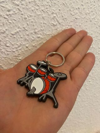 Llavero batería/tambor/percusión rojo