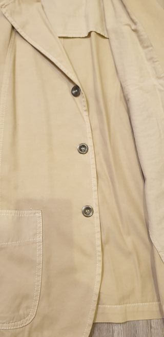 Chaqueta de verano para hombre color beige. Nueva