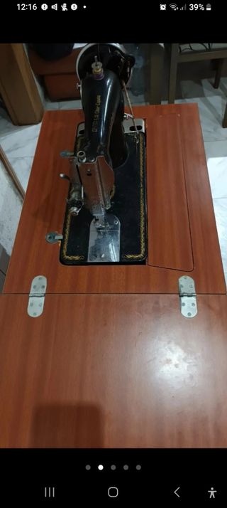 MAQUINA DE COSER