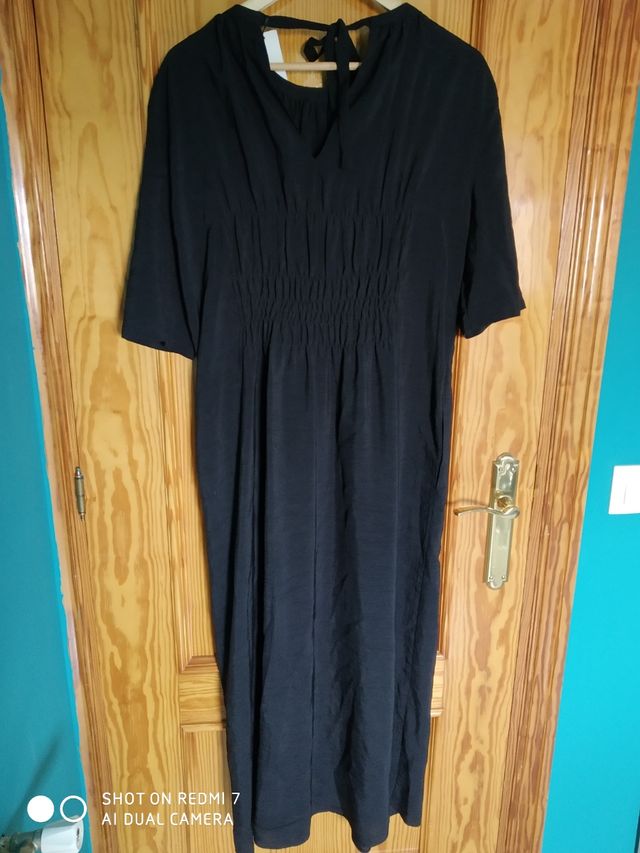 Vestido elegante negro largo