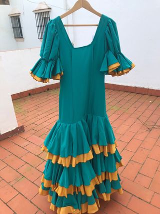 Traje flamenca