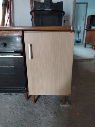 Horno eléctrico y muebles