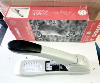 Cucitrice da tavolo alti spessori