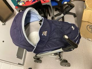 Silleta con capazo +Parque cuna viaje