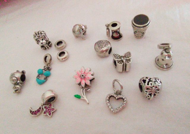 Charms S*m*l Pandora in pronta consegna