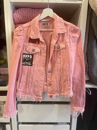 Cazadora vaquera rosa