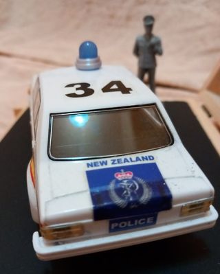 HOLDEN,TORANA,POLICIA,SLOT,SCALEXTRIC,CARRERA,SCX