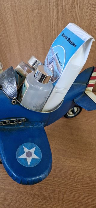 Avioneta con higiene personal