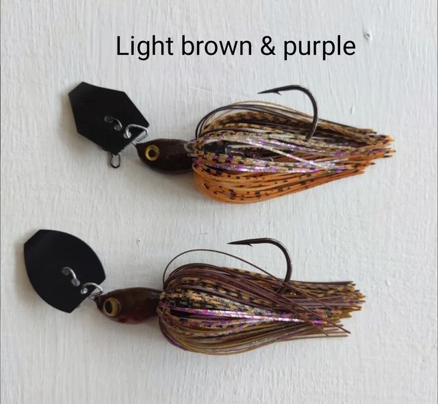 4 Chatterbait montaje tonos jig.