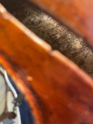 Violin 1870 original propiedad de Catroi