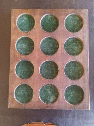 ANTIGUOS PORTAMONEDAS DE MADERA