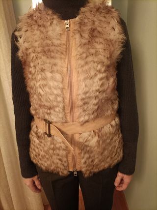 Chaleco de oveja "lamb shearling"