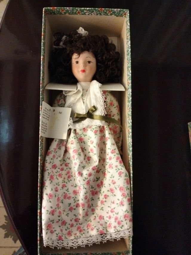 Muñeca Fanás cerámica