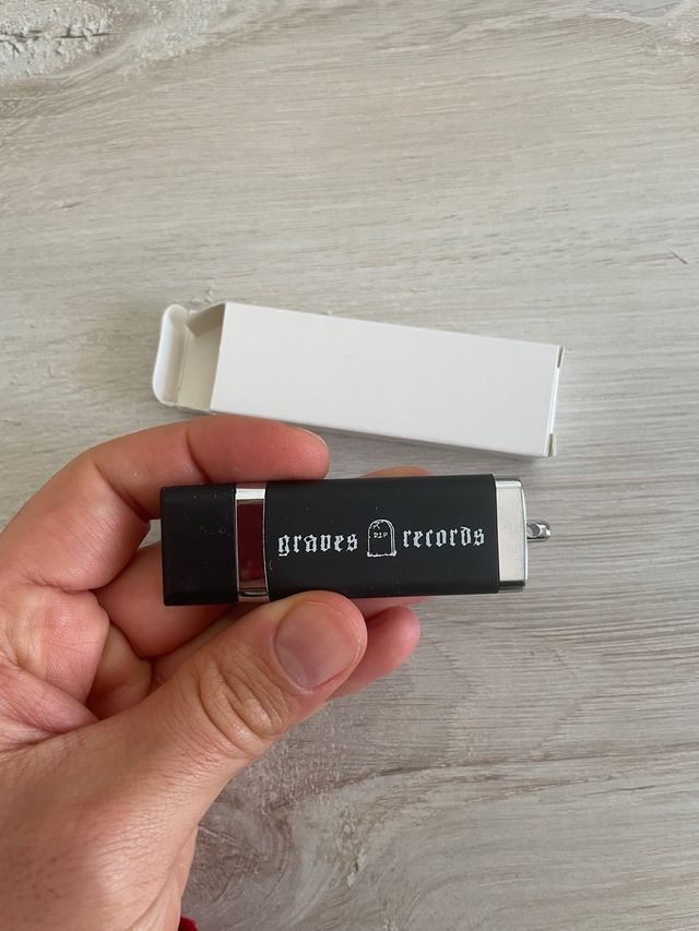 Graves Records chiavetta USB key pen-drive