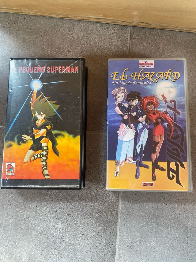 Un sacco di anime manga in VHS