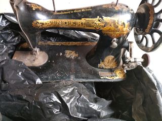 Maquina de coser,singer