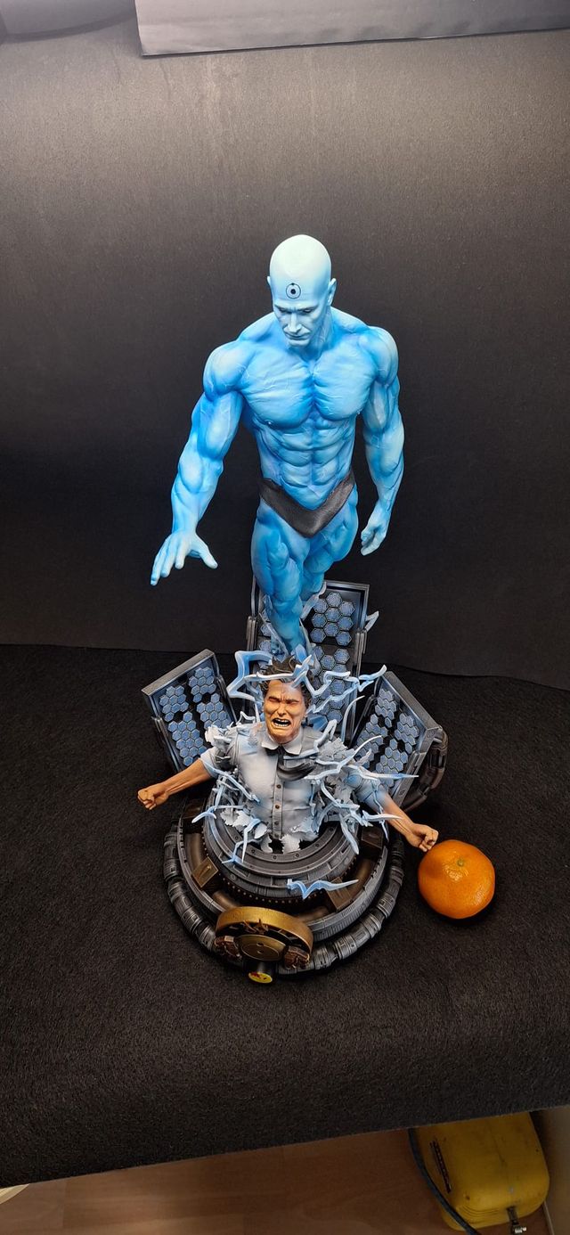 Figura Doctor Manhattan