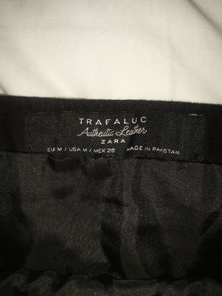 ZARA CUERO PIEL minifalda S