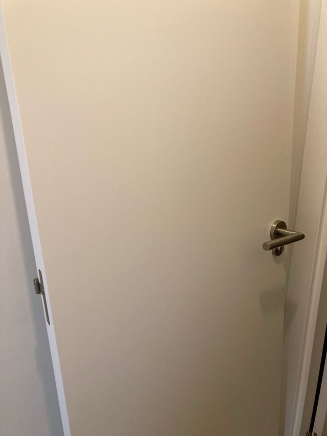 Puerta blanca  interior