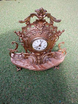 Reloj de mesa vintage