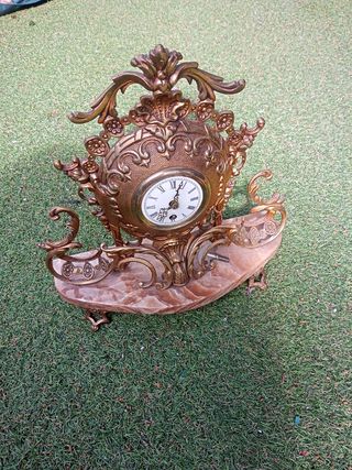 Reloj de mesa vintage