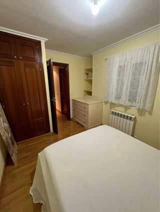 Se alquila habitación con ambiente familiar