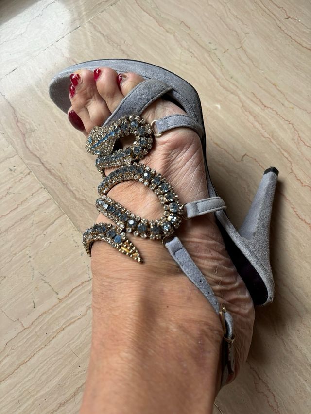 Sandali gioiello camoscio azzurro