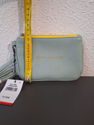 Monedero pequeño
