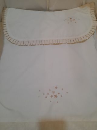 Moisés con dosel con funda y sábanas