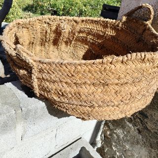 Capazo de esparto antiguo