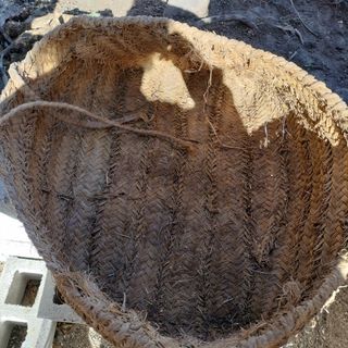 Capazo de esparto antiguo