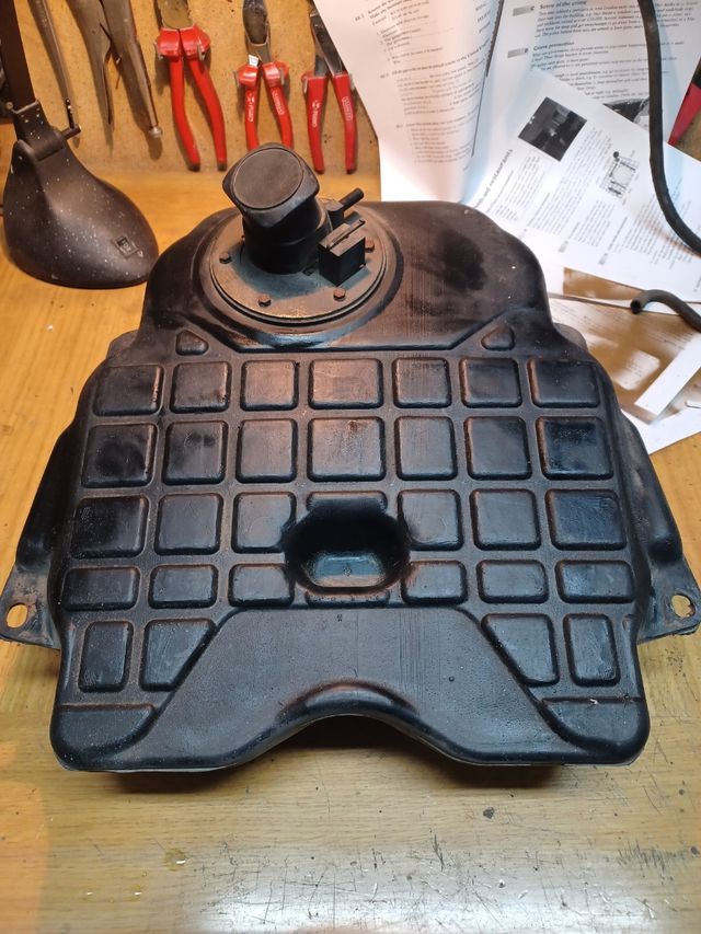 Serbatoio carburante Peugeot 125 sv