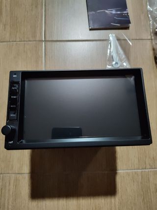 Pantalla Táctil de 7" universal DIN1.
