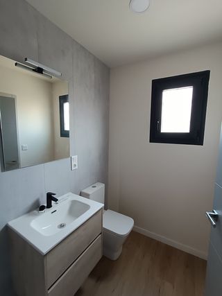 Casa Contenedor, Mobil Home con baño y dormitorio.