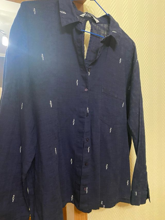 Camisa Zara en azul marino