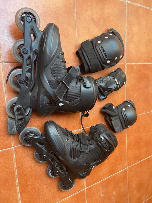 SE VENDEN PATINES DE LÍNEA. *PRECIO NEGOCIABLE*
