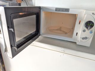 forno microonde Whirlpool AMW 201  bianco 18 Litri