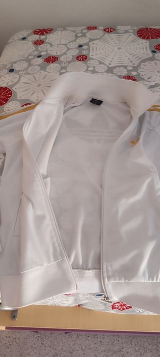Chaqueta chándal 