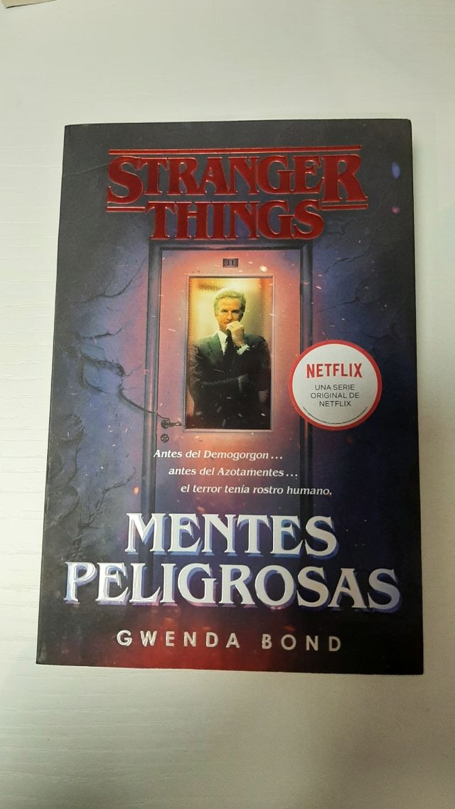 Libro Mentes peligrosas. Stranger things