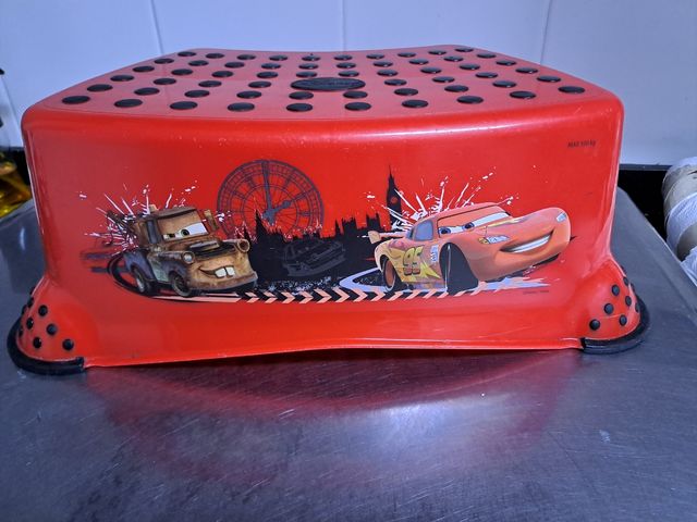 Alzador Radio Mackeen