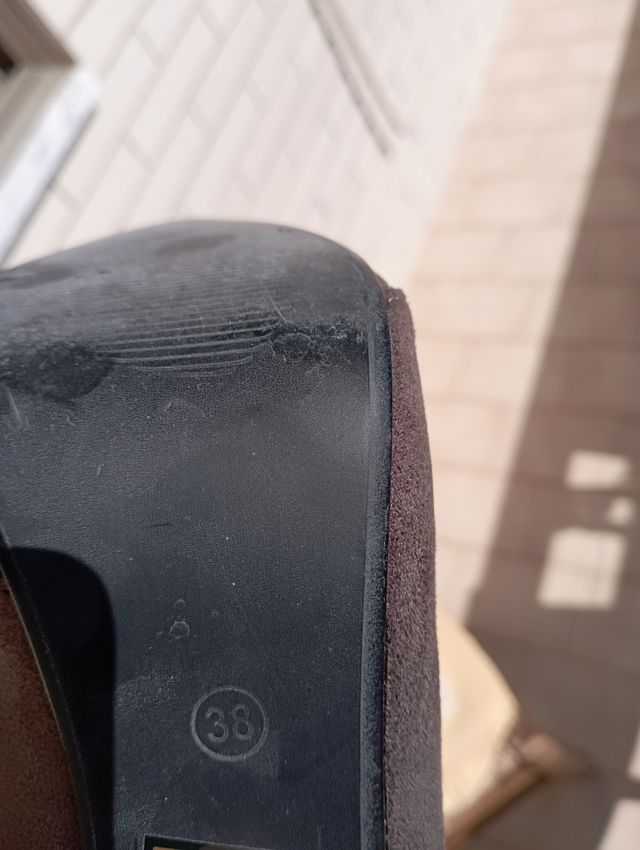 Décolleté scamosciate