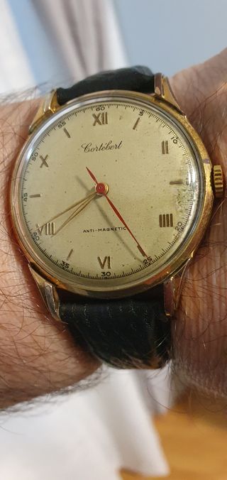 Reloj CORTEBERT 39 MM